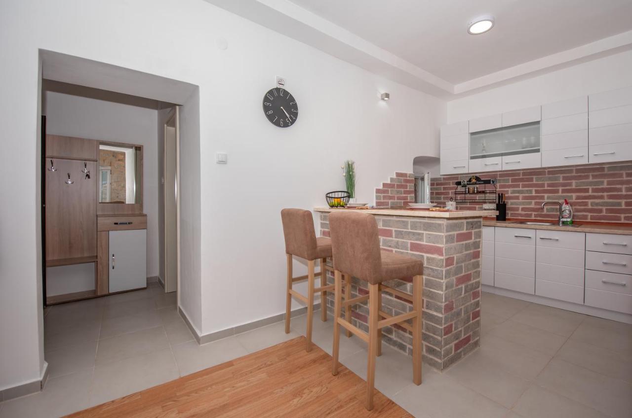 Apartment Forteca Lux Perast Buitenkant foto